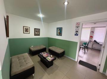 Consultorio de 4 habitaciones, Quito · Propiedad Comercial con 4 Espacios Independientes + Parqueaderos Sector Portal Shopping