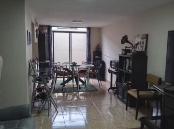 Casa · 95m² · 3 Habitaciones · 1 Estacionamiento · Venta Casa 3 Habitaciones 1 Parqueadero en Carcelén Conjunto El Olivar