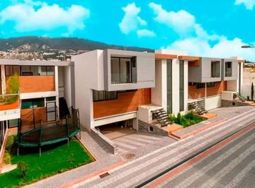 Casa de 4 habitaciones, Quito · Espectacular, Casa en Renta o Venta por Estrenar en Cumbayá