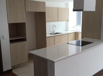 Suite de 2 habitaciones, Quito · Se Vende Suite Sector Lomas de Monteserrin.