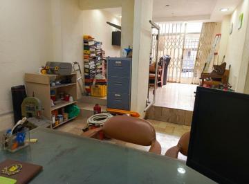 Departamento de 2 habitaciones, Guayaquil · Kennedy - Rento Ofic Amob o Sin Amob con 3 Areas de Trabajo, 2 Splits y Escritorios en Pb