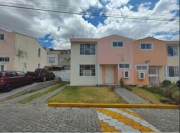 Casa de 3 habitaciones, Quito · Casa en Venta Inchalillo, Sangolquí