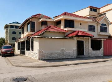 Casa de 4 habitaciones, Guayaquil · Casa Comercial en Alquiler en Garzota, Norte de Guayaquil