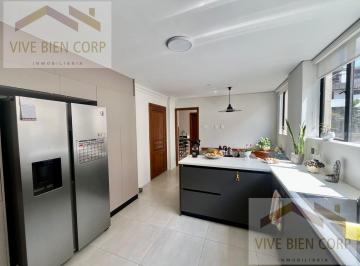 Departamento · 340m² · 3 Habitaciones · 2 Estacionamientos · Departamento en Arriendo, Quito Tenis, 3 Habitaciones con Baño y Vestidor