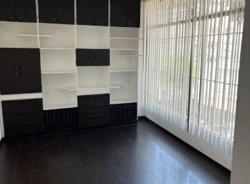 Departamento de 3 habitaciones, Quito · Departamento de Renta Mariana de Jesús