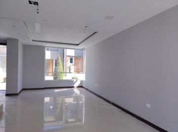 Casa · 155m² · 3 Habitaciones · 2 Estacionamientos · Venta Linda Casa 3 Dorm., Estrenar, Conjunto Privado, Nayón