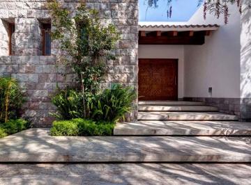 Casa de 4 habitaciones, Quito · Casa de Lujo de Venta o Renta Urbanizacion Aaa Cumbaya