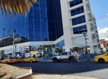Oficina comercial , Quito · Se Renta Oficina o Consultorio Médico en Edificio Fortune Plaza