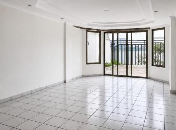 Departamento de 6 habitaciones, Guayaquil · Departamento en Planta Baja con Amplio Patio Privado en Santa Leonor – Guayaquil - m. Castro