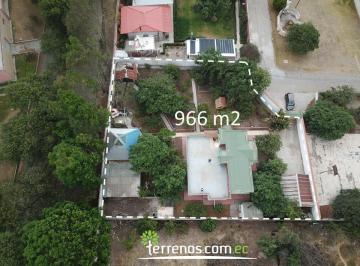 Terreno / Lote · 280m² · 4 Habitaciones · 5 Estacionamientos · Terreno 966 m² Cerca Al Complejo de Liga con Casa