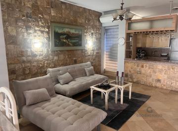 Departamento · 50m² · 1 Estacionamiento · Suite en Alquiler con Cocina Americana en Kennedy Vieja E. D.