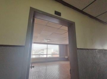 Oficina comercial , Manta · Oficina de Venta Edificio Banco Pichincha Manta