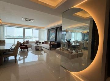 Departamento de 3 habitaciones, Guayaquil · Elegante Departamento Amoblado en Venta - Frente Al Rio Babahoyo