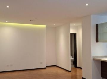Departamento de 3 habitaciones, Quito · En Lomas de Monteserrin, Vendo Departamento de 3 Dorm.