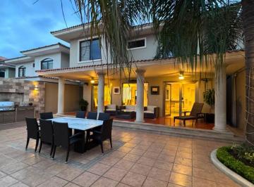 Casa de 4 habitaciones, Guayaquil · Casa en Venta o Alquiler Urbanización Laguna Club 4 Dorm.