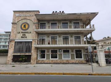 Edificio-Hotel-Fabrica de 8 habitaciones, Guayaquil · Edificio de Venta en El Km 11 Vía a La Costa, Norte de Guayaquil, 1832 m².