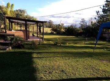 Terreno / Lote · 11225m² · 4 Habitaciones · 5 Estacionamientos · Venta Terreno con Casa Checa 11.225 m²