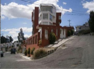 Departamento de 3 habitaciones, Quito · Duplex en Urbanización Cerrada Sector Carcelén a 1 Cuadra del Sek