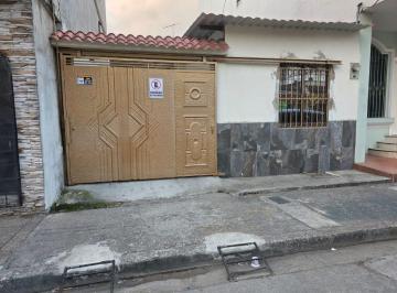 Departamento de 1 habitación, Guayaquil · Sauces 8, Alquilo Depart. 1 Dorm, 2 Parqueos Cerrados, 80 m²