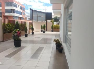 Departamento · 107m² · 2 Habitaciones · 1 Estacionamiento · En Venta Departamento 2 Dorm. y Patio Urbanización El Condado