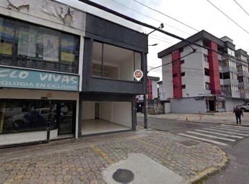 Local comercial , Quito · Local con Mezannine de 103 m² en Arriendo