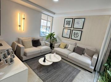 Casa de 3 habitaciones, Quito · Venta Casa Dos Plantas 3 Dorm. Dos Parqueaderos Mirasierra Valle de Los Chillos