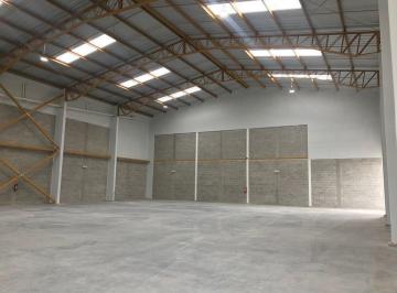 Bodega-Galpón · 537ha · 1 Habitación · 8 Estacionamientos · Calderon Renta Galpón con Oficinas Calderon, a Pocas Cuadras Geovani Calles Cerca del Coral