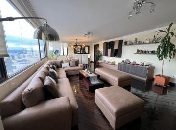 Departamento de 4 habitaciones, Quito · Departamento de 3 Niveles en Venta con 4 Dorm. Amplias Terrazas, Sauna y Turco en El Bosque.
