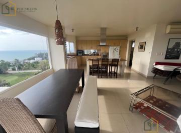 Departamento · 200m² · 3 Habitaciones · 2 Estacionamientos · Departamento de Venta en Casablanca