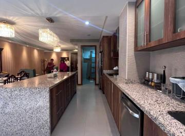 Departamento de 3 habitaciones, Cuenca · Departamento de 3 Dorm. en Venta. Puertas del Sol.