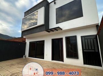 Casa de 3 habitaciones, Cuenca · ¡Casa Rentera en Venta!sector Mutualista Azuay 2 – Racar, Cuenca