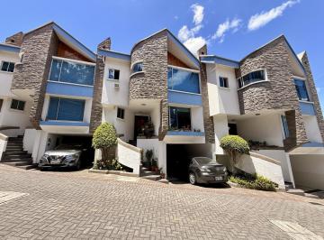 Casa · 140m² · 3 Habitaciones · Vendo Casa de 140 m² Habitables, 3d Santa Lucía (Norte de Quito)