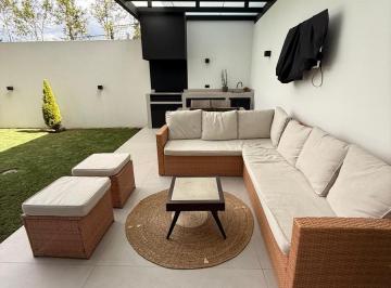 Departamento · 129m² · 2 Habitaciones · 2 Estacionamientos · Departamento de Venta Zona Yanazarapata