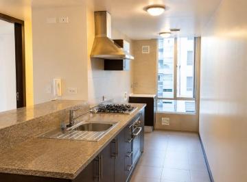 Suite de 1 habitación, Quito · En Venta Suite Bien Iluminada - La Carolina