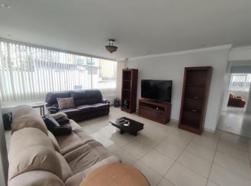 Departamento de 3 habitaciones, Quito · Departamento de 180 m² Amoblado - 3 Dorm. en La Pradera