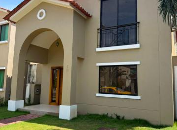 Casa de 3 habitaciones, Guayaquil · Hermosa Casa en Alquiler – Ciudad Celeste