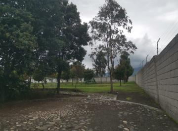 Terreno / Lote · 800m² · 10 Estacionamientos · Terreno en Malchinguí