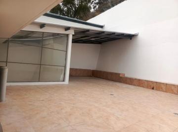 Casa · 300m² · 3 Habitaciones · 2 Estacionamientos · Casa Independiente en Renta Para Empresas o Comercios. Atocha Ficoa