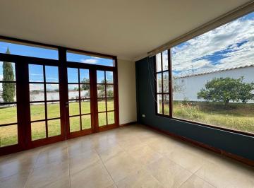 Casa de 5 habitaciones, Quito · Renta Casa 670 m² en Puembo Implantado en 1500 m² de Terreno