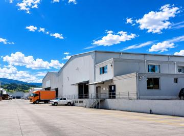 Bodega-Galpón , Quito · (Na) Galpones Industriales en Renta | Sector Oyambarillo — Vía E - 35