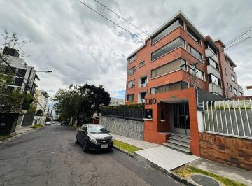 Departamento · 440m² · 5 Habitaciones · 2 Estacionamientos · Departamento Penthouse en Alquiler