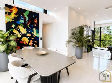 Departamento · 156m² · 3 Habitaciones · 2 Estacionamientos · Departamento de Venta Tumbaco