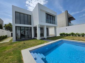 Casa de 3 habitaciones, Guayaquil · Mocoli Moderna Casa Vista Area Verde y Lago