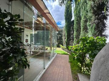 Casa de 4 habitaciones, Quito · Casa de 357 m² con 4 Dorm. en Venta en Pomasqui