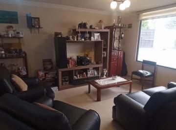 Casa de 3 habitaciones, Quito · Casa a La Venta en Conjunto, Sector El Valle de Los Chillos Alado del Supermaxi, Área 115 m 2