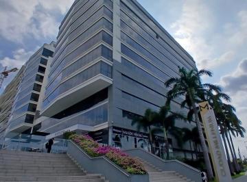 Oficina comercial · 45m² · Oficina en Alquiler en Millenium Towers, La Aurora Carp