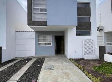 Casa · 120m² · 3 Habitaciones · 2 Estacionamientos · Urbanización Barú Gc