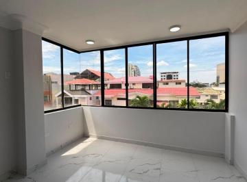 Departamento de 4 habitaciones, Guayaquil · Penthouse Remodelado con Terraza Privada 333 m Cuadrados Kennedy Norte Sector Cerrado