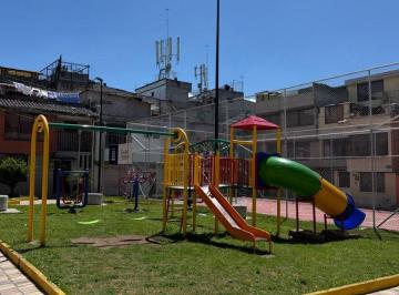 Casa de 6 habitaciones, Quito · Vendo Oportunidad Casa 3 Departamentos