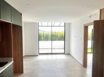Suite de 1 habitación, Quito · Suite de 52 m² con 1 Habitación en Renta en Cumbayá con Pequeño Jardín